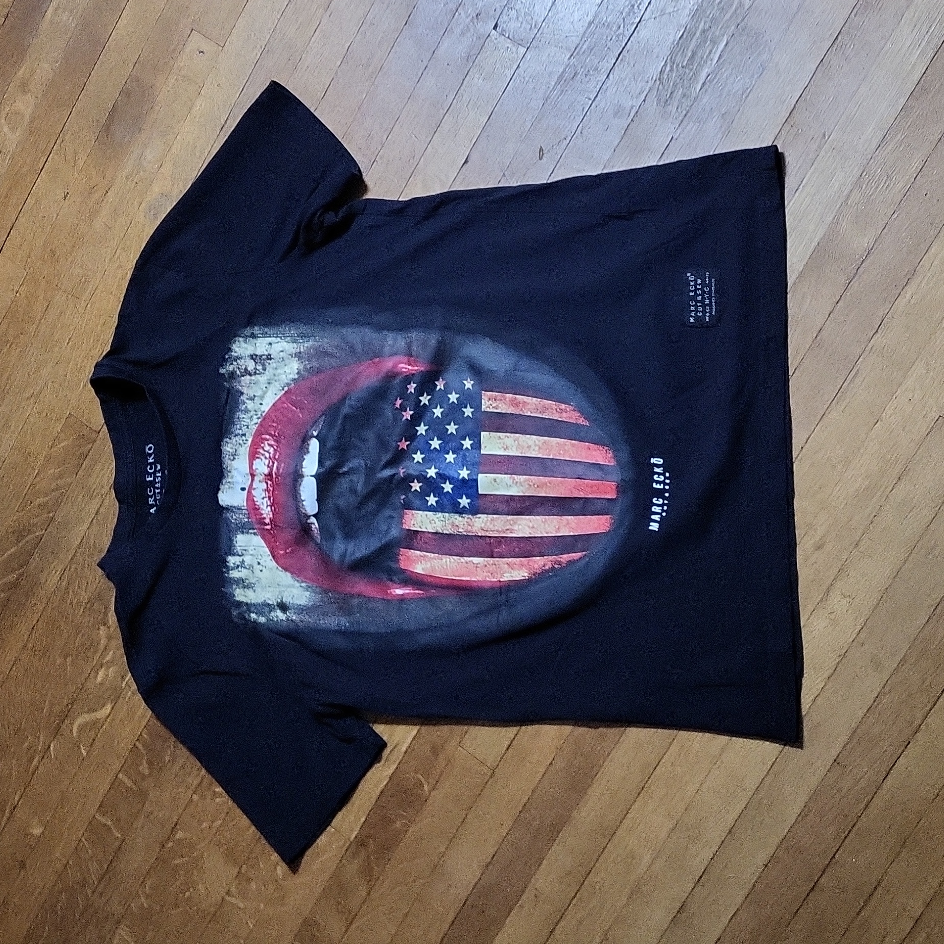 Marc Eck Tee
